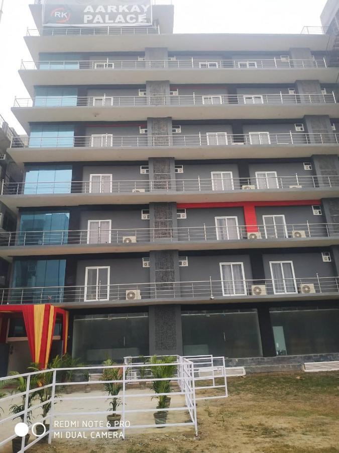 Hotel Aarkay Palace Badarpur Exteriér fotografie